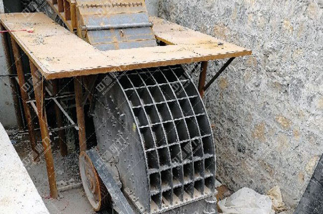 �ծa(ch��n)200���Nʽ����C(j��)