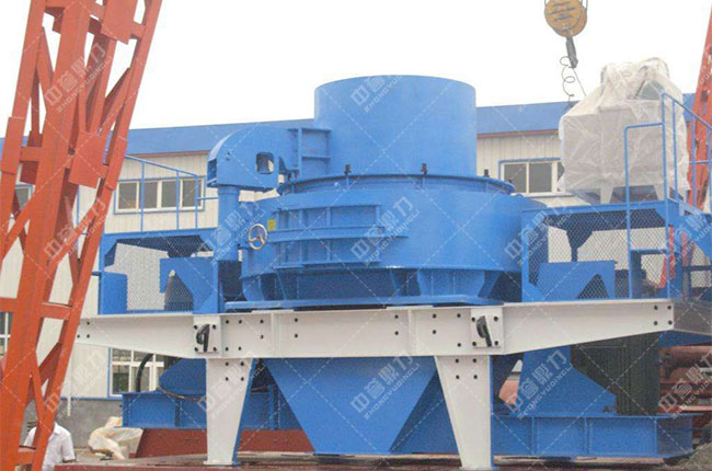 沖擊式制砂機(jī) 沖擊式制砂機(jī)