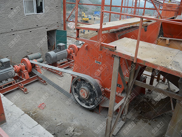 �r(sh��)�a(ch��n)300������ʯ�C(j��)�O(sh��)��