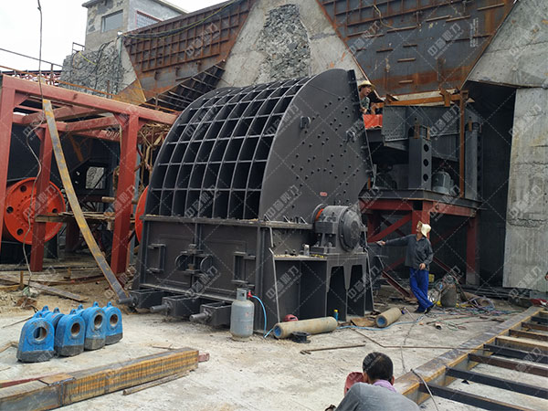 ���͵Vɽ��ʯ�C