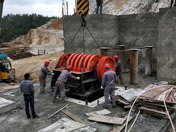 礦山破碎機(jī)安裝 礦山破碎機(jī)安裝