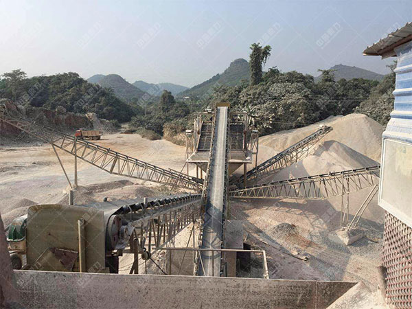 皮帶輸送機(jī)