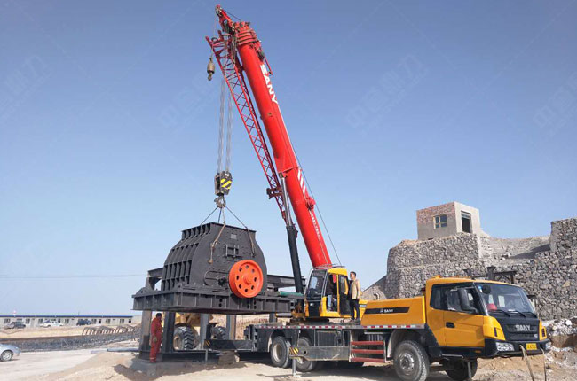 ����̫�(y��ng)ɽ�pǻ����C(j��)ʯ�ӹ������a(ch��n)��