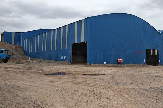 內(nèi)蒙古豐鎮(zhèn)市時(shí)產(chǎn)400噸玄武巖石子生產(chǎn)線