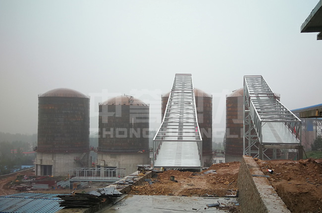 �����S���\��ˮ���r(sh��)�a(ch��n)1500��ɰʯ���a(ch��n)��(xi��n)